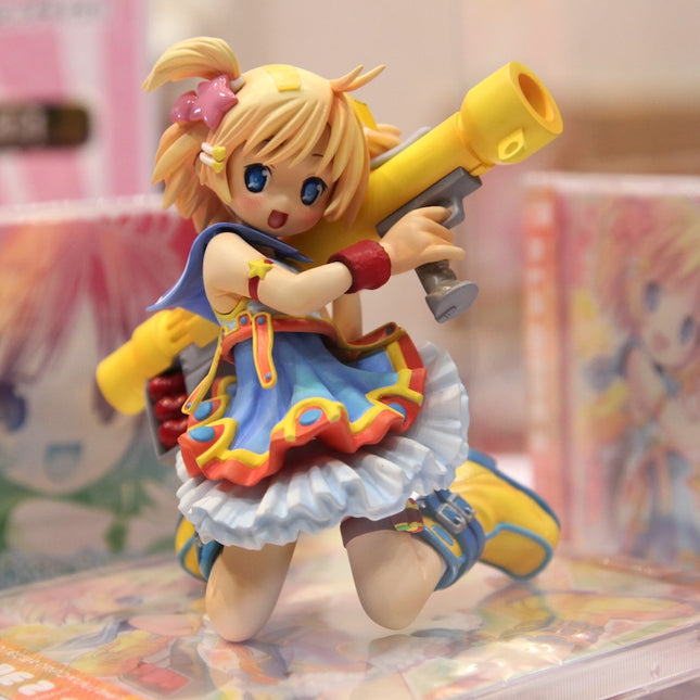 A LA MODE 2 (CHU U☆) - Momoe Paruchu (ave;new, Griffon Enterprises)