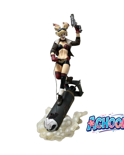 DC Bombshells: Deluxe Harley Quinn Statue