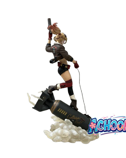 DC Bombshells: Deluxe Harley Quinn Statue